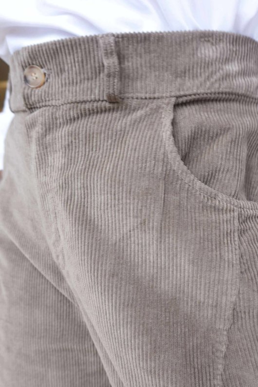 Gilbert Cord Barrel Pant Mocha